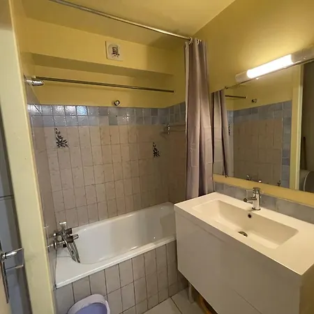 4 Pers. Avec Balcon Et Casier A Skis, Au Pied Des Pistes - Fr-1-787-45 דירה *